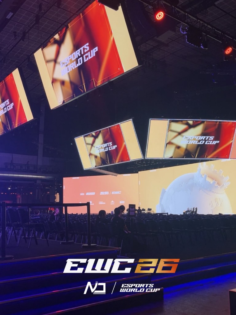 Sc&egrave;ne principale de l'Esports World Cup 2026 (EWC 26) &agrave; Paris &ndash; NIO Esports